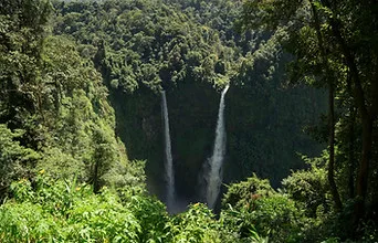 Tad Fan waterfall
